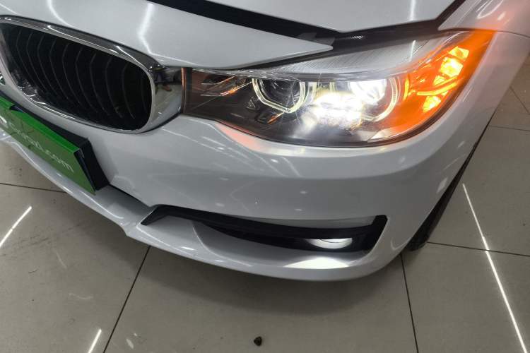 Used BMW 3 Series GT 2018 320i Sport Edition Left Front Headlight
