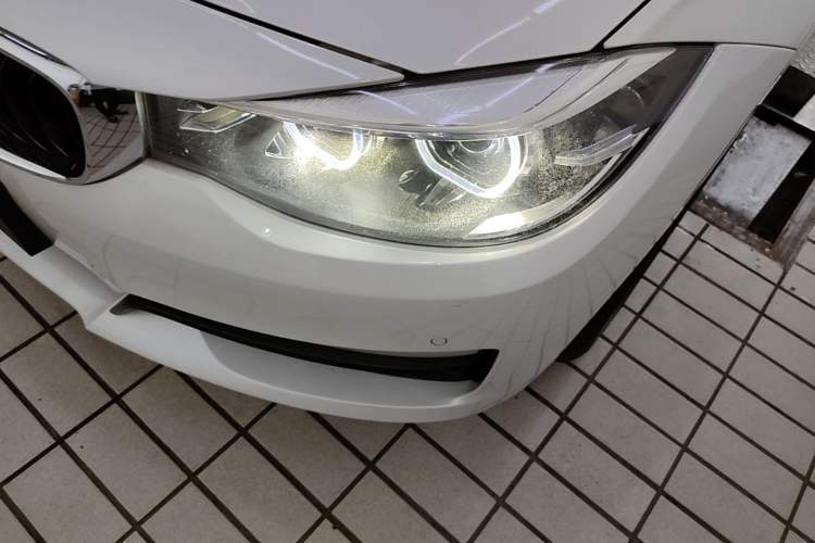 Used BMW 3 Series GT 2018 320i Sport Edition Left Front Headlight