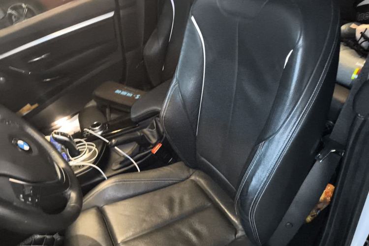 Used BMW 3 Series GT 2018 320i Luxury Design Package Left Front Seat