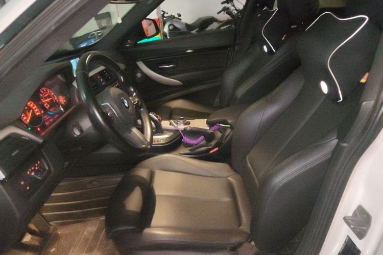 Used BMW 3 Series GT 2018 320i M Sport Edition Left Front Seat