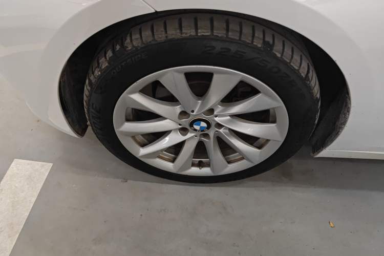 Used BMW 3 Series GT 2018 320i Sport Edition Left Front Wheel Hub