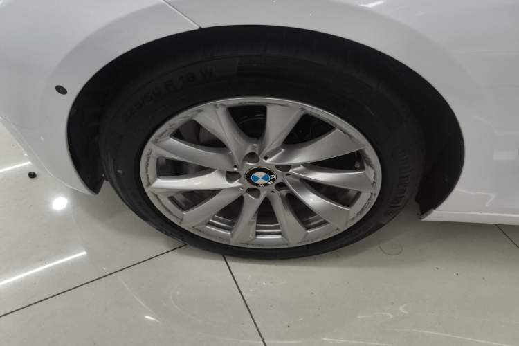 Used BMW 3 Series GT 2018 320i Sport Edition Left Front Wheel Hub