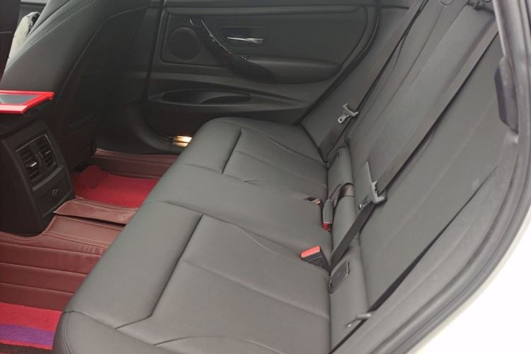 Used BMW 3 Series GT 2018 320i Sport Edition Left Rear Seat