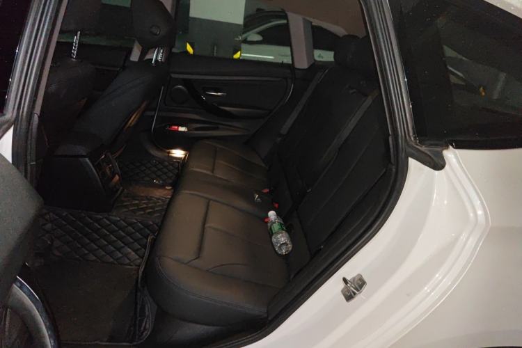 Used BMW 3 Series GT 2018 320i Sport Edition Left Rear Seat