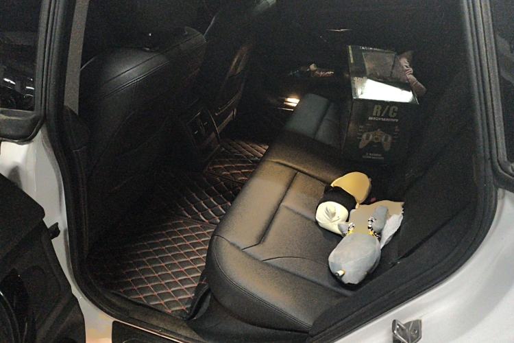 Used BMW 3 Series GT 2018 320i Sport Edition Left Rear Seat