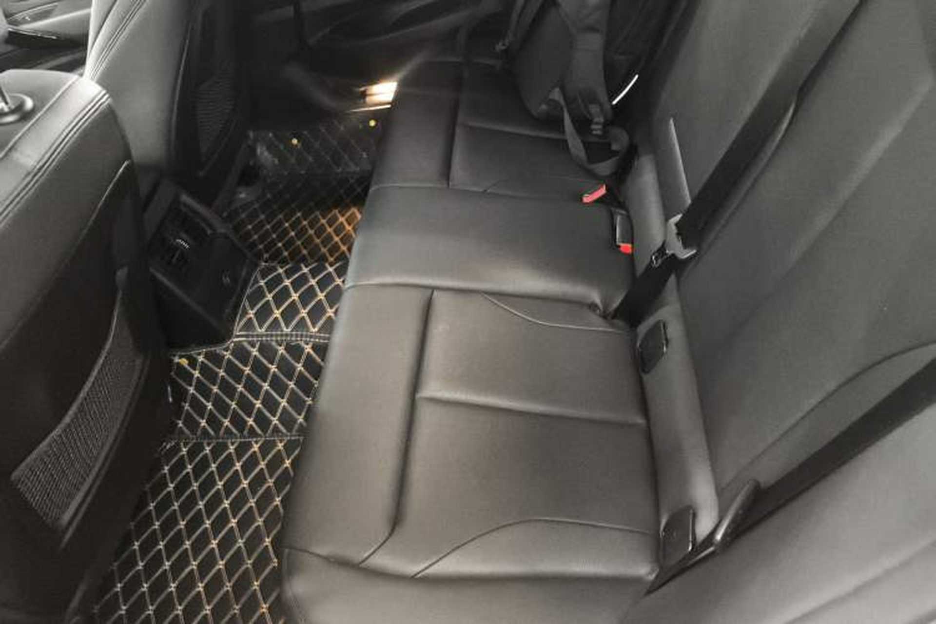 Used BMW 3 Series GT 2018 320i Sport Edition Left Rear Seat