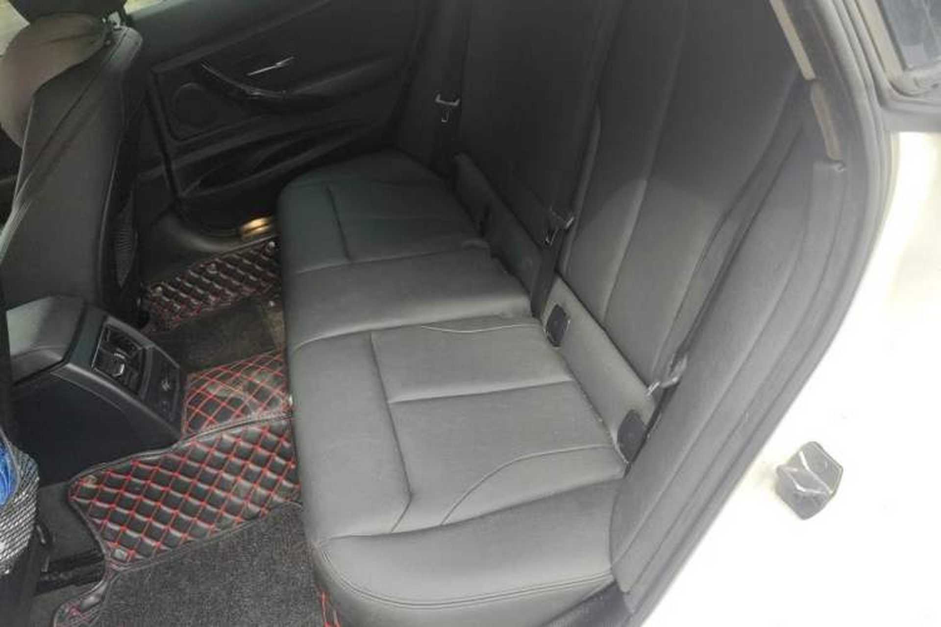 Used BMW 3 Series GT 2018 320i Sport Edition Left Rear Seat