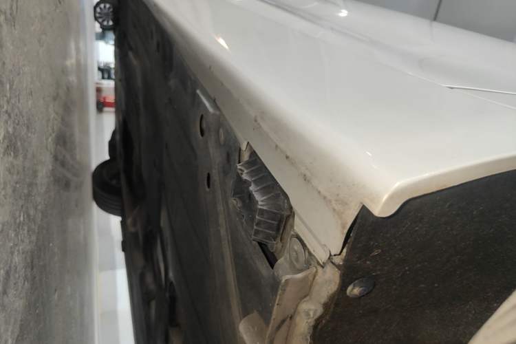 Used BMW 3 Series GT 2018 320i Sport Edition Left Side Sill