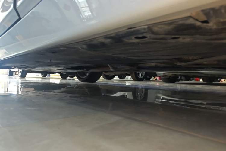 Used BMW 3 Series GT 2018 320i Sport Edition Left Side Sill