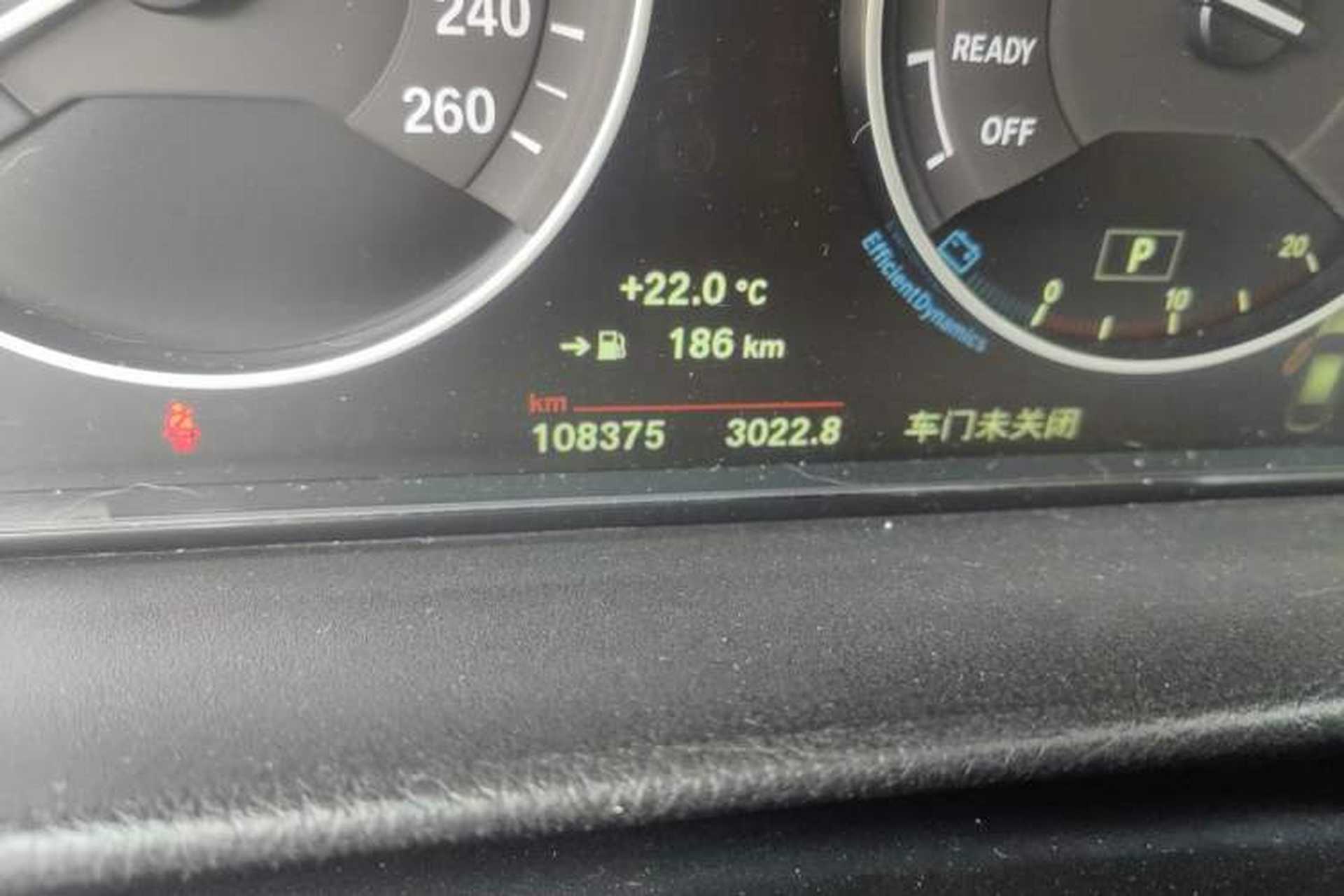 Used BMW 3 Series GT 2018 320i Sport Edition Odometer Close Up