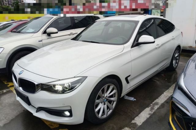 Used BMW 3 Series GT 2018 320i Sport Edition