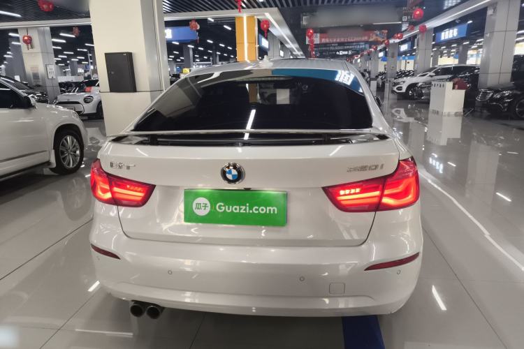 Used BMW 3 Series GT 2018 320i Sport Edition Rear