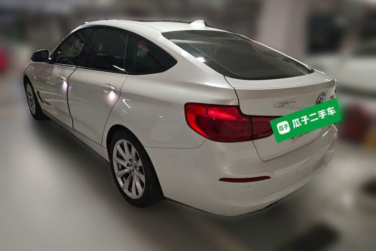 Used BMW 3 Series GT 2018 320i Sport Edition Rear Left 45 Deg