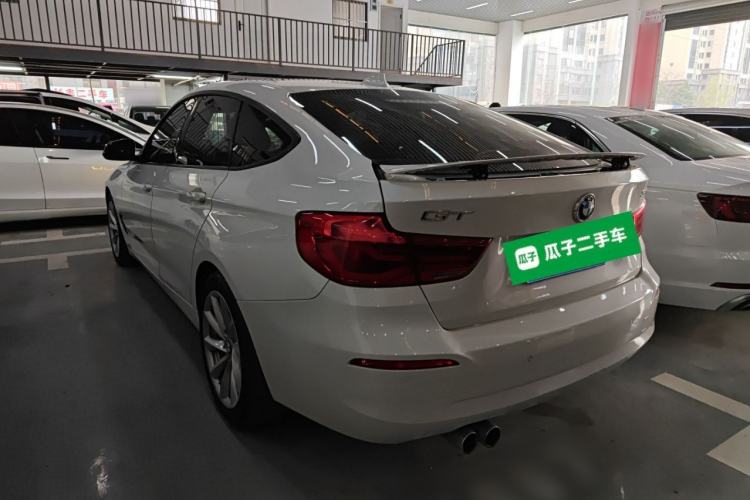 Used BMW 3 Series GT 2018 320i Sport Edition Rear Left 45 Deg