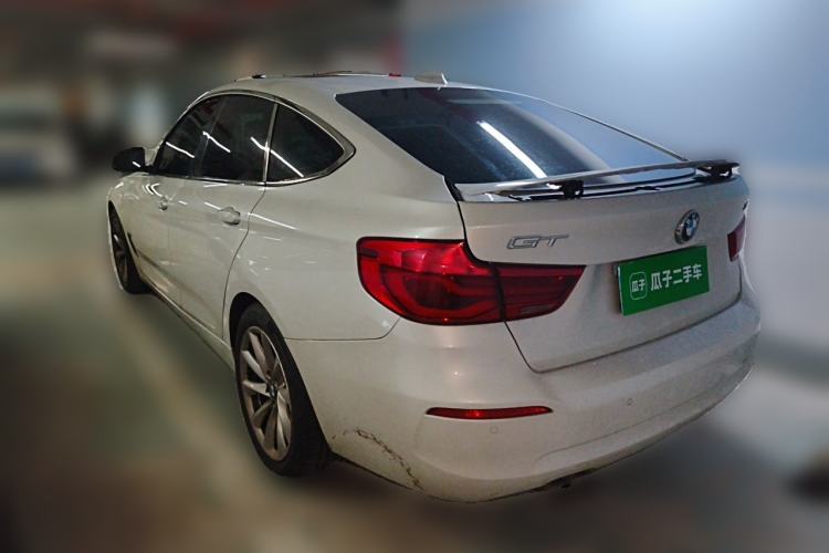 Used BMW 3 Series GT 2018 320i Sport Edition Rear Left 45 Deg