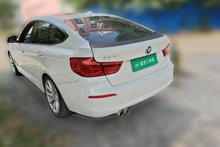 Used BMW 3 Series GT 2018 320i Sport Edition Rear Left 45 Deg