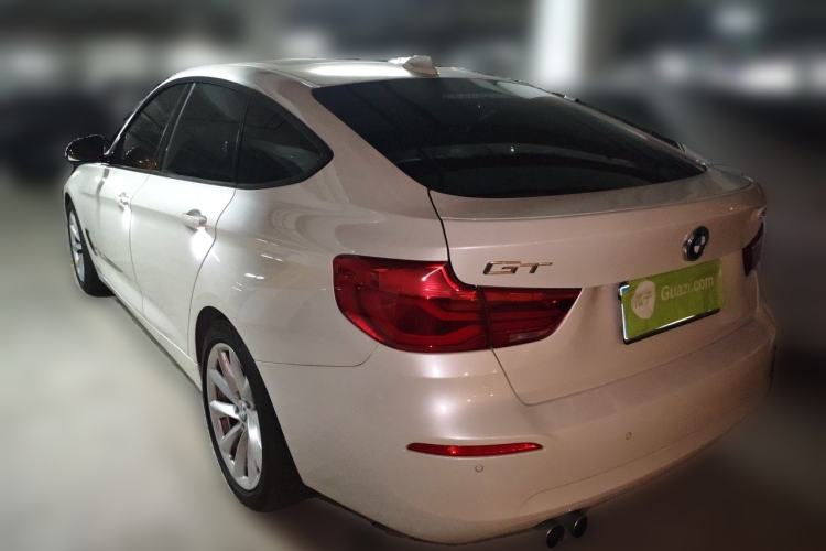Used BMW 3 Series GT 2018 320i Sport Edition Rear Left 45 Deg
