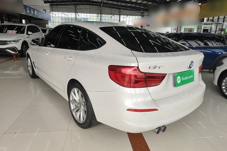 Used BMW 3 Series GT 2018 320i Sport Edition Rear Left 45 Deg