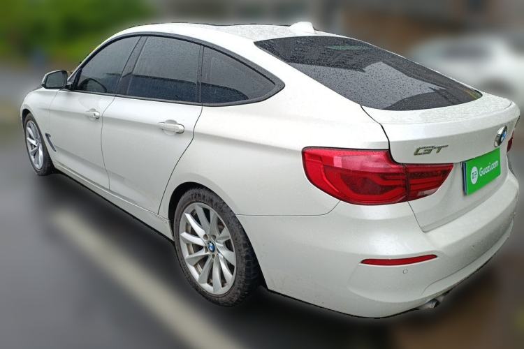 Used BMW 3 Series GT 2018 320i Sport Edition Rear Left 45 Deg