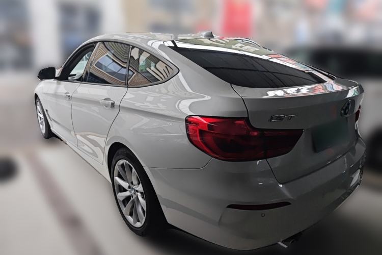 Used BMW 3 Series GT 2018 320i Sport Edition Rear Left 45 Deg