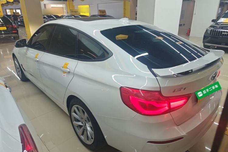 Used BMW 3 Series GT 2018 320i Sport Edition Rear Left 45 Deg