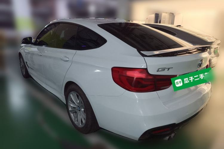 Used BMW 3 Series GT 2018 320i M Sport Edition Rear Left 45 Deg