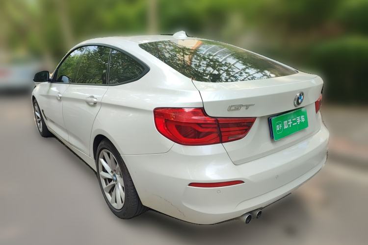 Used BMW 3 Series GT 2018 320i Sport Edition Rear Left 45 Deg