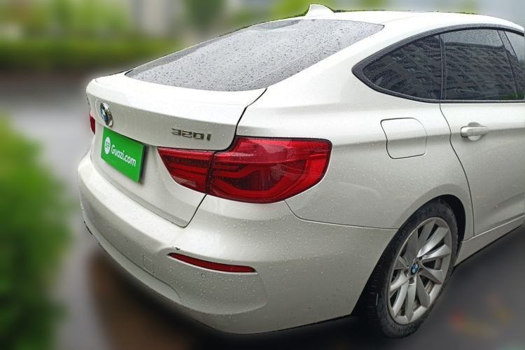 Used BMW 3 Series GT 2018 320i Sport Edition Rear