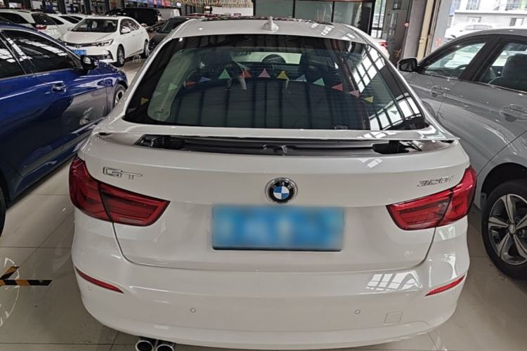 Used BMW 3 Series GT 2018 320i Sport Edition Rear