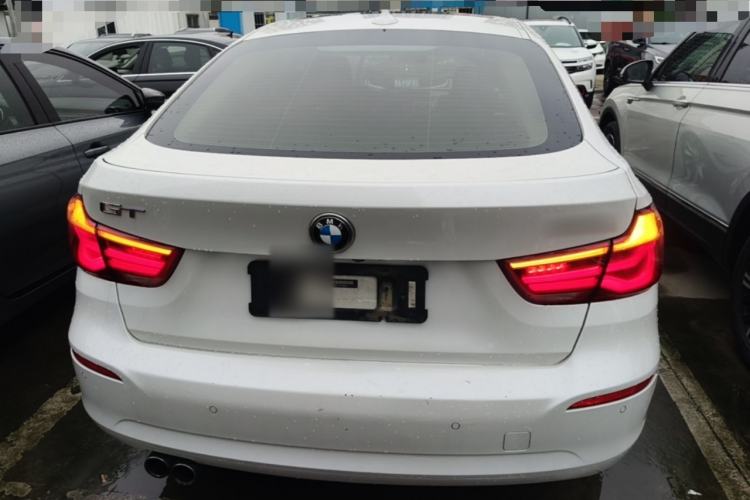 Used BMW 3 Series GT 2018 320i Sport Edition Rear