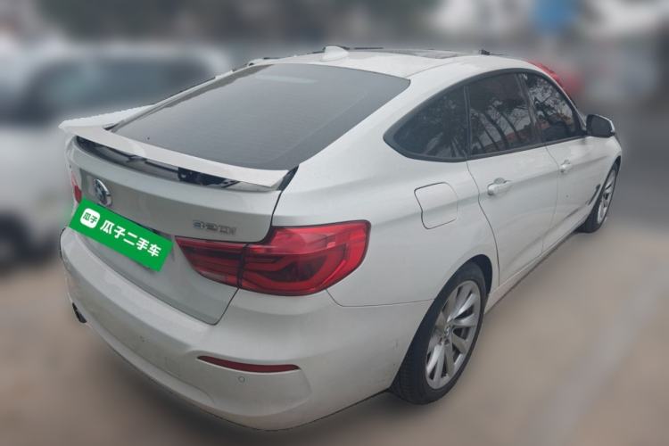 Used BMW 3 Series GT 2018 320i Sport Edition Rear Right 45 Deg