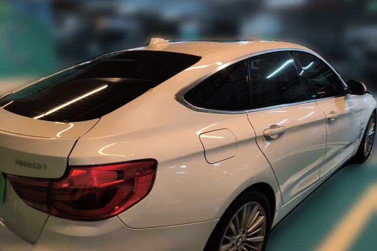 Used BMW 3 Series GT 2018 320i Luxury Design Package Rear Right 45 Deg