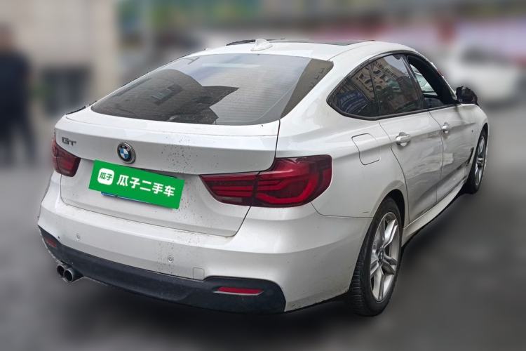 Used BMW 3 Series GT 2018 320i Sport Edition Rear Right 45 Deg