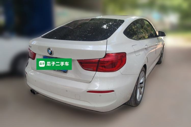 Used BMW 3 Series GT 2018 320i Sport Edition Rear Right 45 Deg