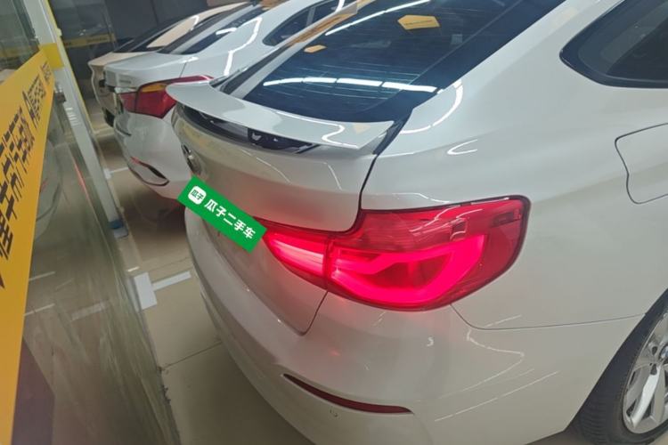 Used BMW 3 Series GT 2018 320i Sport Edition Rear