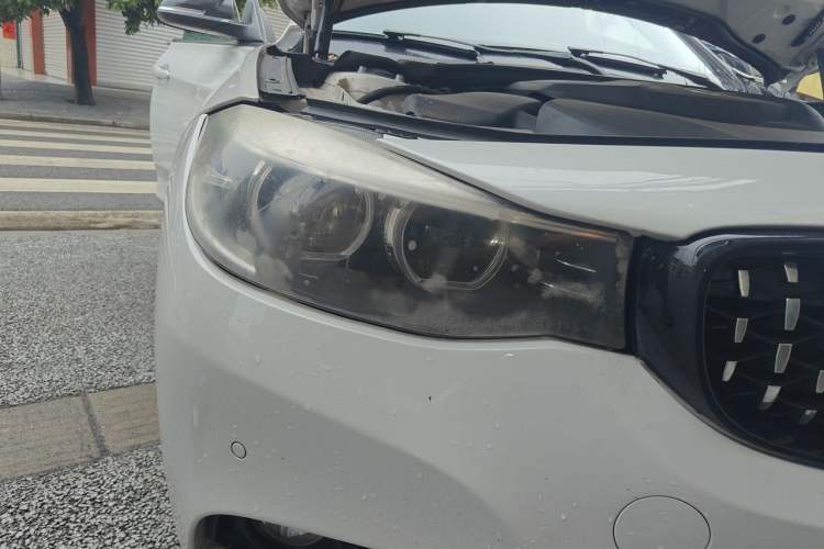 Used BMW 3 Series GT 2018 320i Sport Edition Right Front Headlight