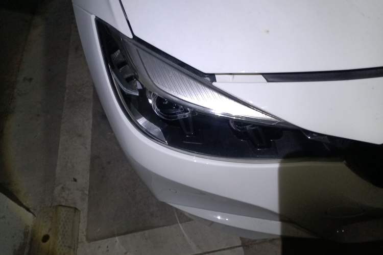 Used BMW 3 Series GT 2018 330i xDrive M Sport Edition Right Front Headlight