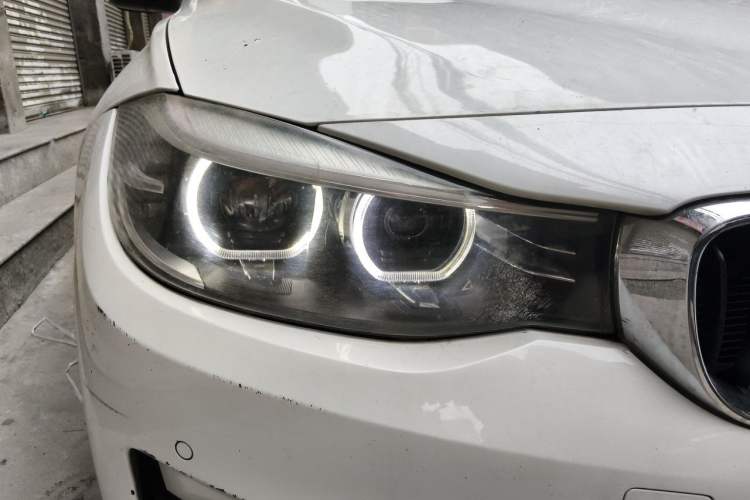 Used BMW 3 Series GT 2018 320i Sport Edition Right Front Headlight