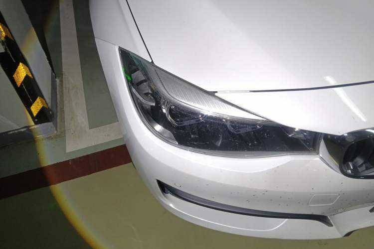Used BMW 3 Series GT 2018 320i Sport Edition Right Front Headlight