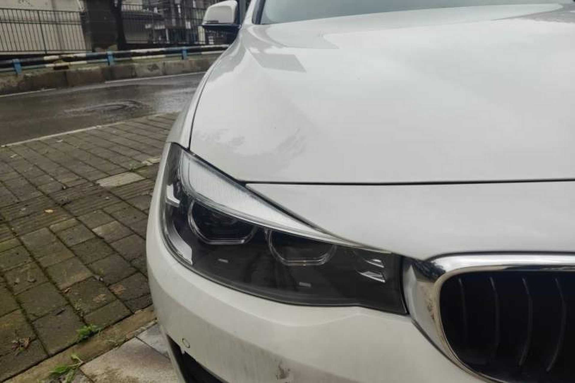 Used BMW 3 Series GT 2018 320i Sport Edition Right Front Headlight