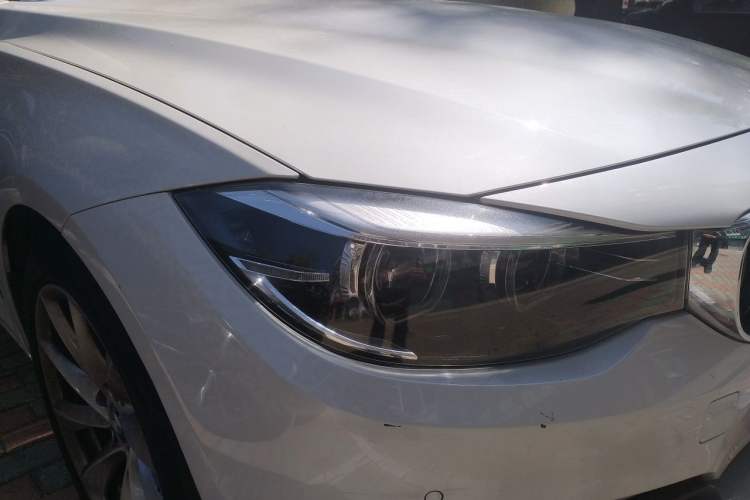 Used BMW 3 Series GT 2018 320i Sport Edition Right Front Headlight