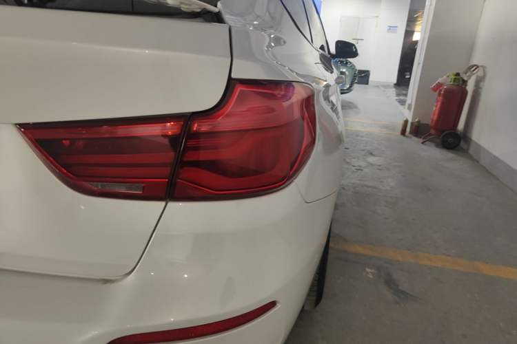 Used BMW 3 Series GT 2018 320i Sport Edition Right Rear Taillight