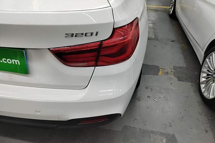Used BMW 3 Series GT 2018 320i M Sport Edition Right Rear Taillight