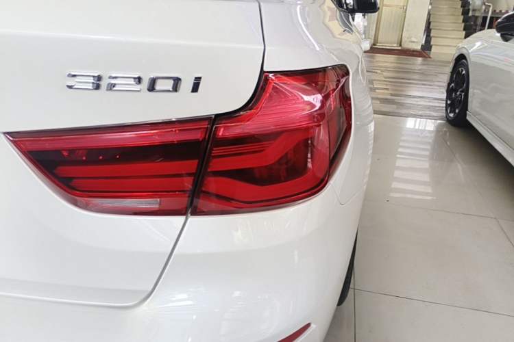 Used BMW 3 Series GT 2018 320i Sport Edition Right Rear Taillight