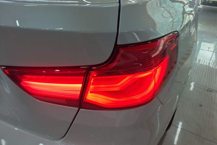 Used BMW 3 Series GT 2018 320i Sport Edition Right Rear Taillight