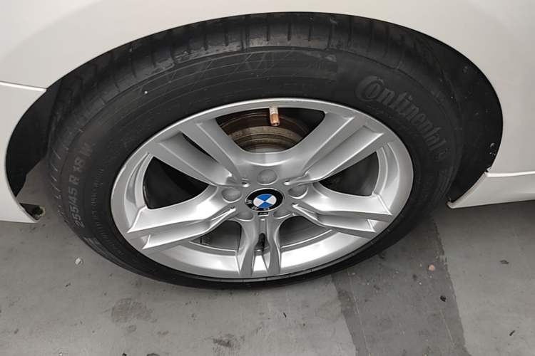Used BMW 3 Series GT 2018 320i M Sport Edition Right Rear Wheel Hub