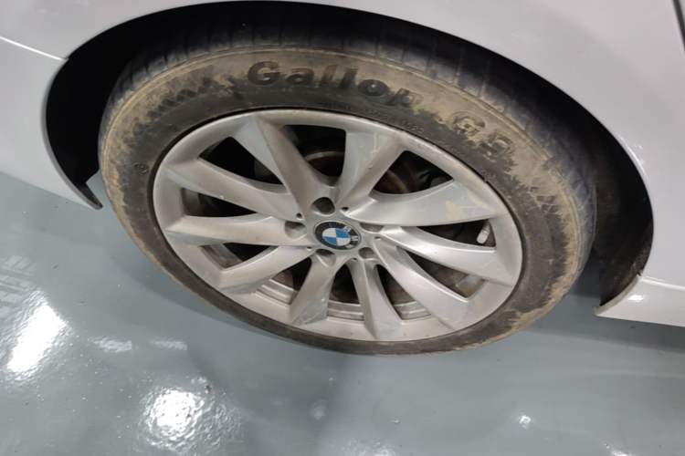 Used BMW 3 Series GT 2018 320i Sport Edition Right Rear Wheel Hub