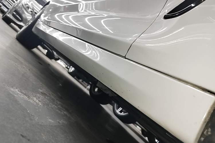 Used BMW 3 Series GT 2018 320i M Sport Edition Right Side Sill