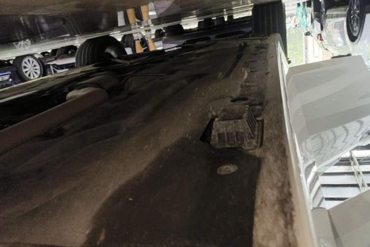 Used BMW 3 Series GT 2018 320i Sport Edition Right Side Sill