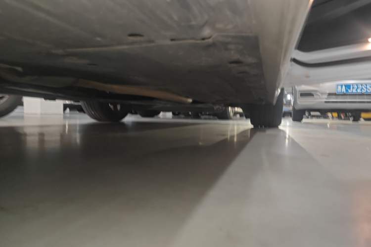 Used BMW 3 Series GT 2018 320i Sport Edition Right Side Sill